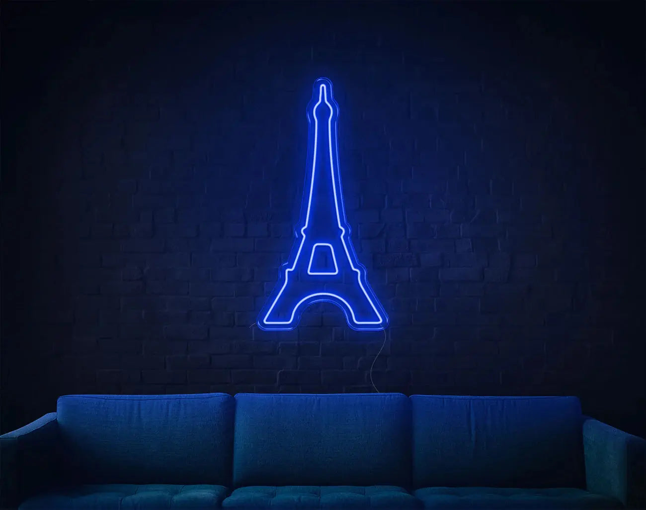 Lampe murale néon LED Tour Eiffel bleue brillant au-dessus d’un canapé, éclairage décoratif DIY moderne pour intérieur
